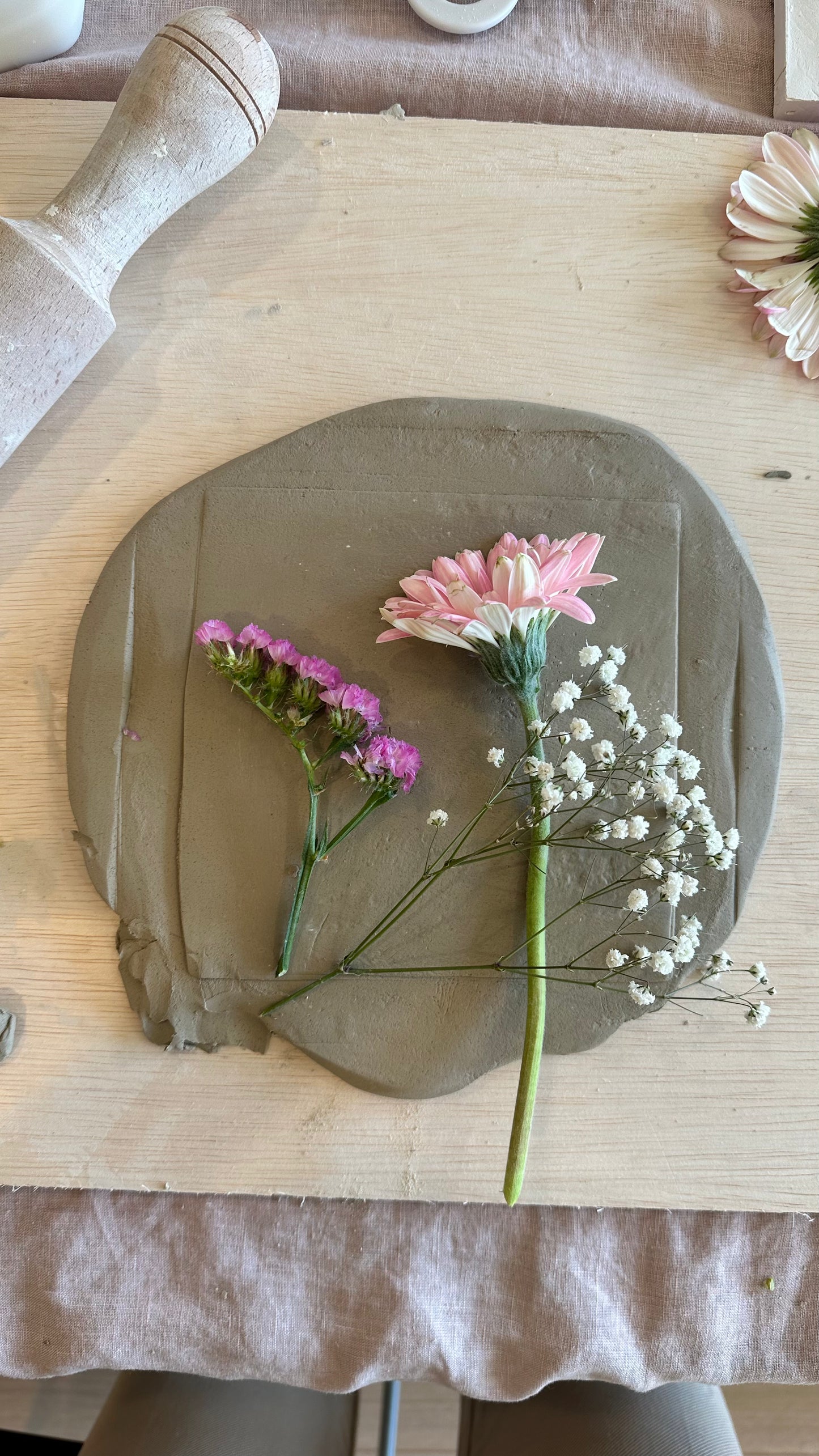 Floral Fossil Workshop - ورشة بلاطة الورد